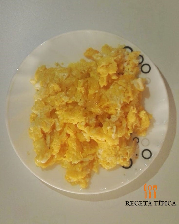 Dish with Scrambled eggs