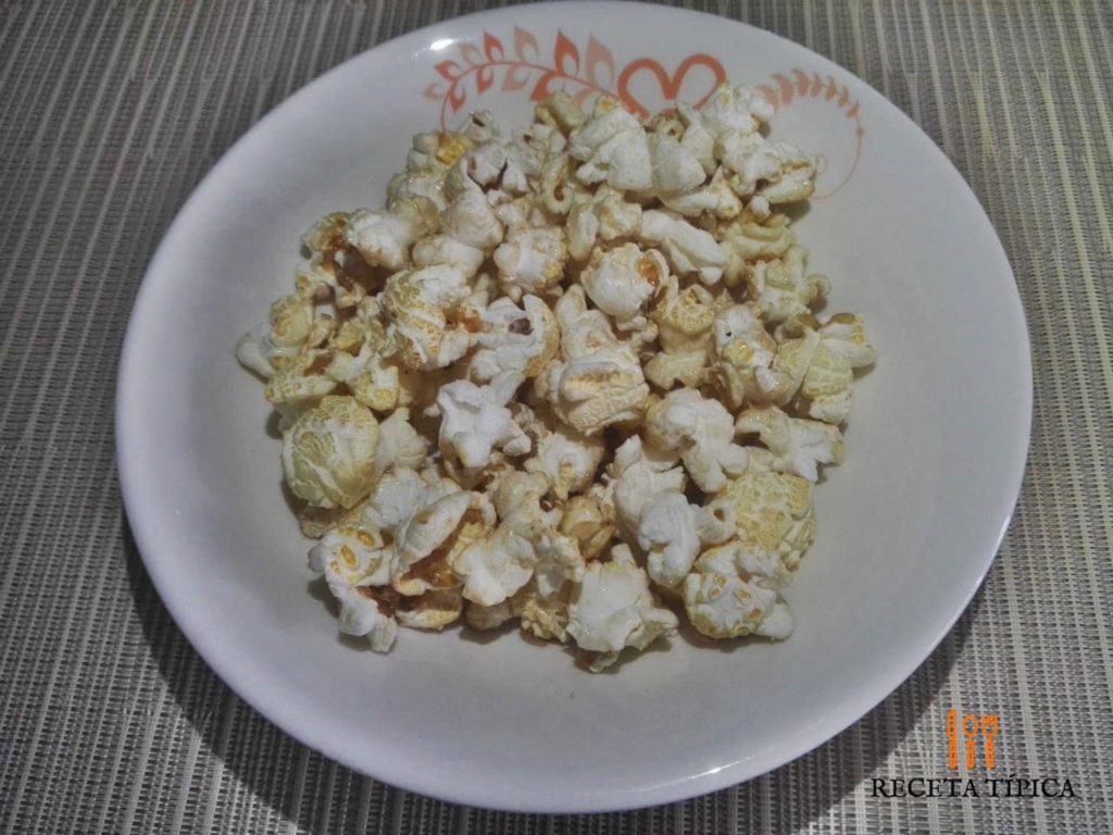 Popcorn or Crispetas