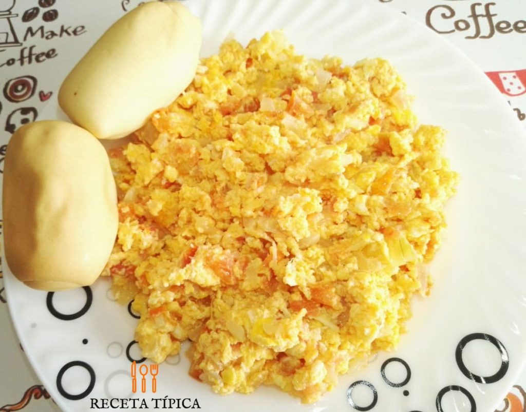 Scrambled Eggs with tomato & onion