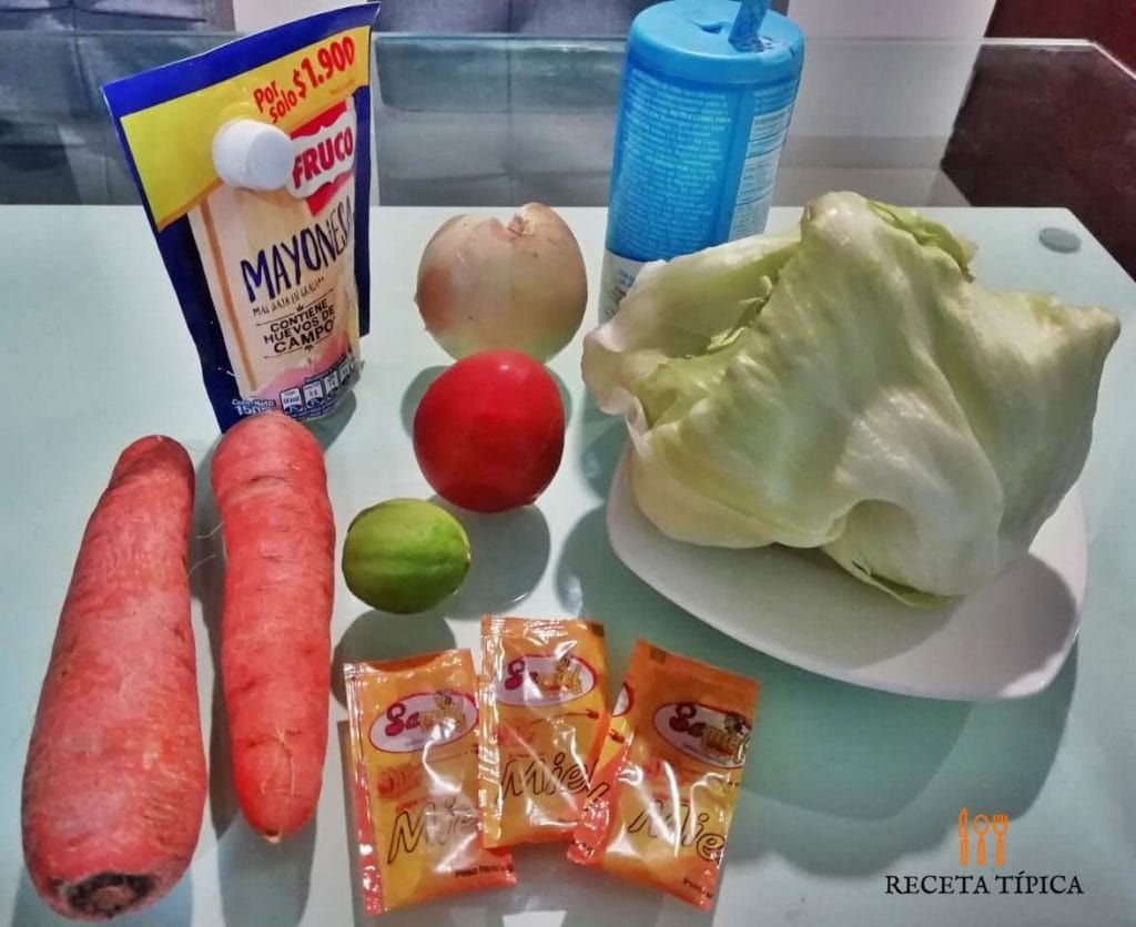 Ingredients for preparing carrot salad